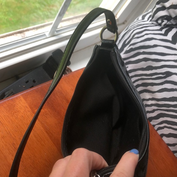 Black small coach handbag - Picture 3 of 3